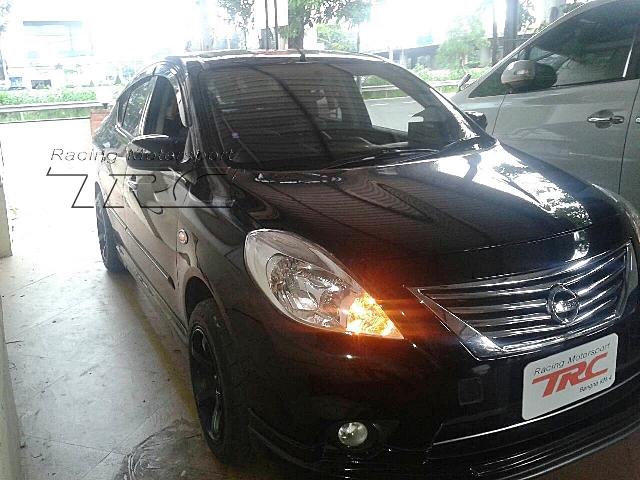 ครอบกระจกมองข้าง ALMERA 2010 มีไฟเลี้ยว